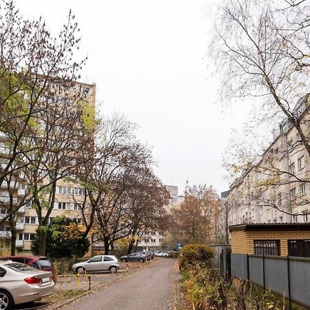 Przytulny I Cichy Apartament Blisko Centrum Varşovia Exterior foto